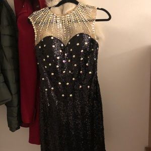Size 8 cocktail dress